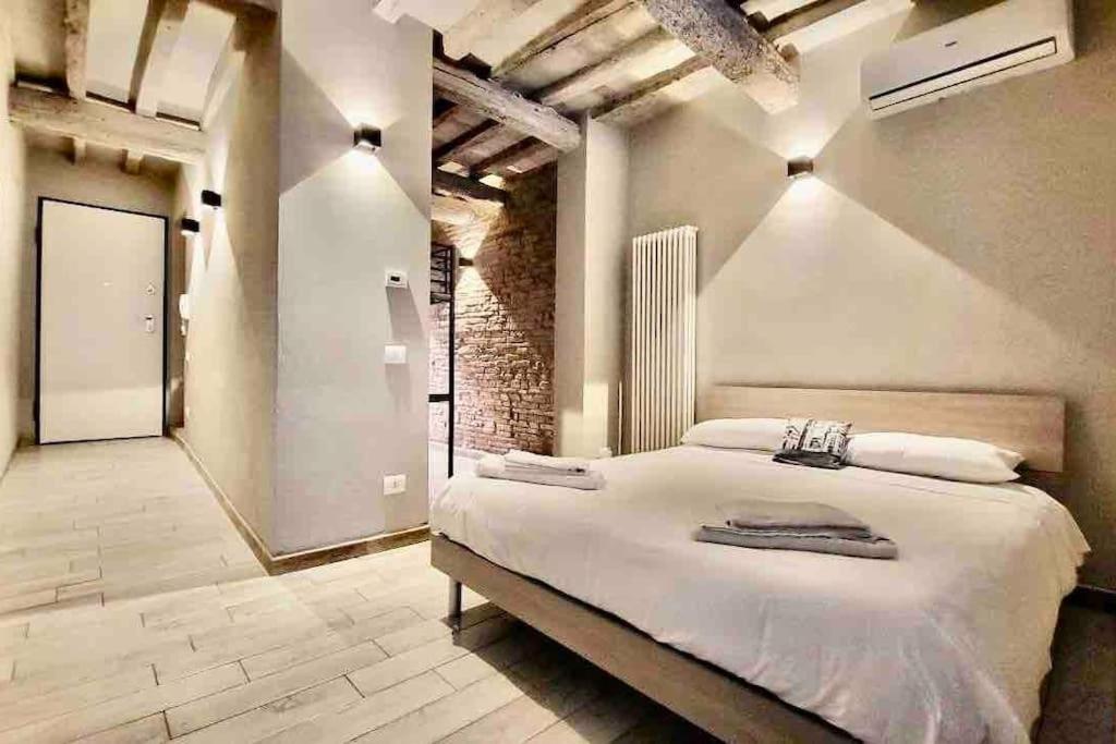 Appartement " In Centro Da Marghe" By Revenue House à Parme Extérieur photo