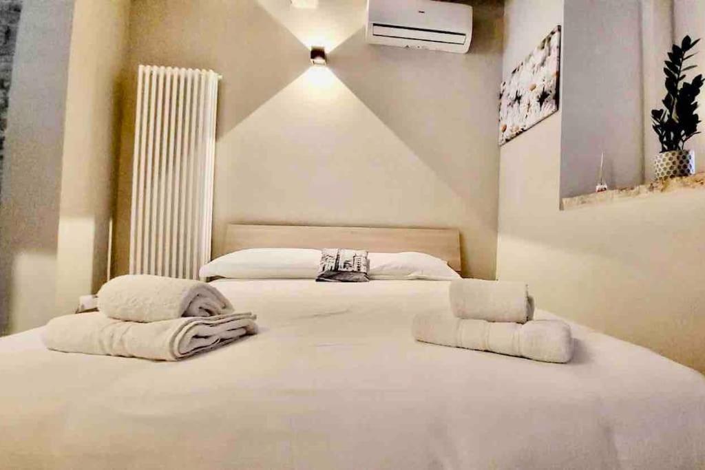 Appartement " In Centro Da Marghe" By Revenue House à Parme Extérieur photo