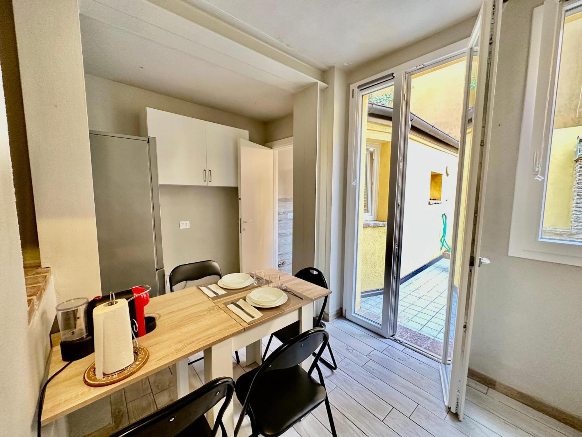 Appartement " In Centro Da Marghe" By Revenue House à Parme Extérieur photo