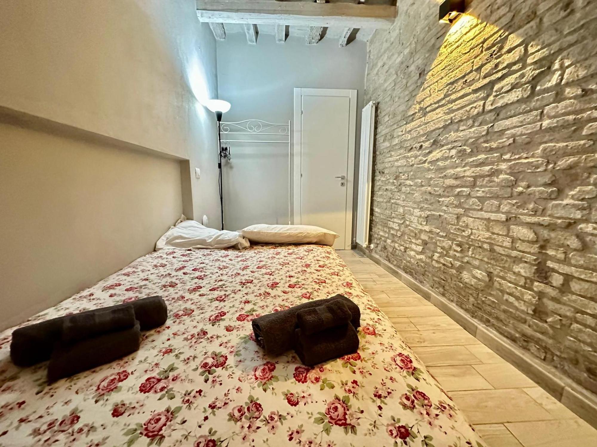 Appartement " In Centro Da Marghe" By Revenue House à Parme Extérieur photo